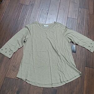 NWT Kim Rogers Dark Tan 3/4 Sleeve Top with Grommets on the Sleeves size 1X